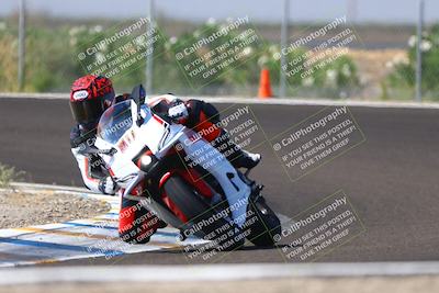 media/Sep-20-2025-TrackDaz (Sat) [[27f0cde673]]/A Group/2pm (Turn 9)/